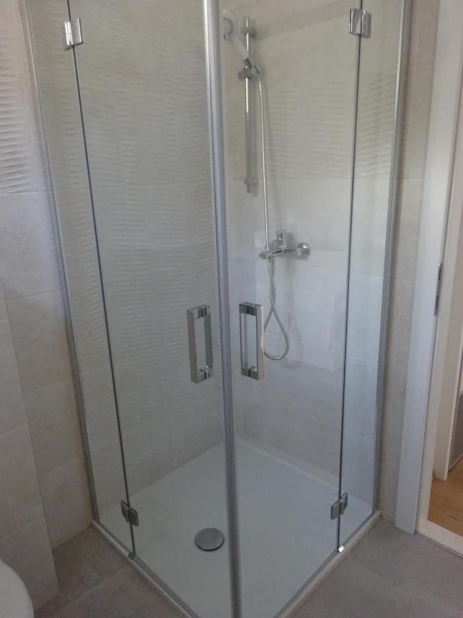 Apartment Duce Omiš Esterno foto