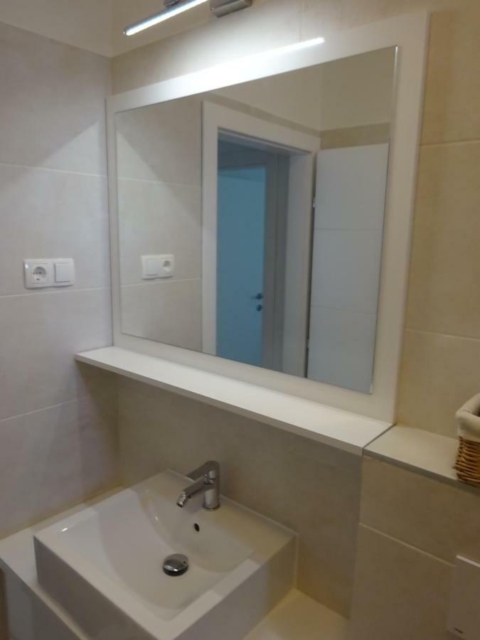Apartment Duce Omiš Esterno foto