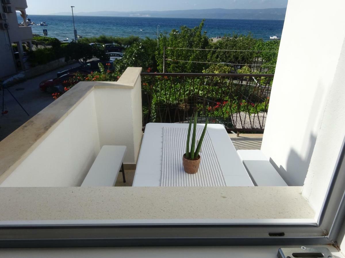 Apartment Duce Omiš Esterno foto